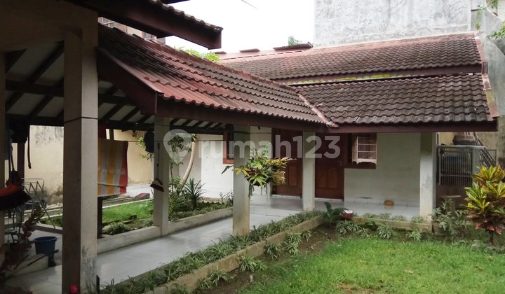 RESIDENTIAL HOUSE, NEAR ACCESS TO UGM CAMPUS, UPN, AMIKOM IN PANDEGA TAMTAMA AREA RESIDENTIAL HOUSE, NEAR ACCESS TO UGM CAMPUS, UPN, AMIKOM IN PANDEGA TAMTAMA AREA