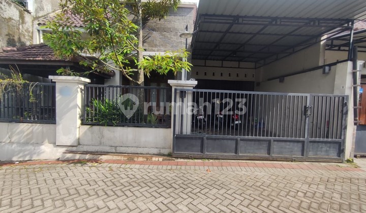 Own a 3-Bedroom House Near SD Model Ngaglik Sleman 2