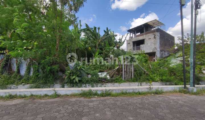 Tanah 324 Meter Persegi Lokasi Dekat XT Square Pandeyan Umbulharjo Yogyakarta