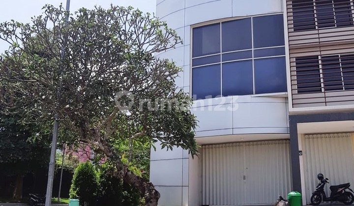 Strategic Commercial House for Rent in Citra Sun Garden Sleman 2