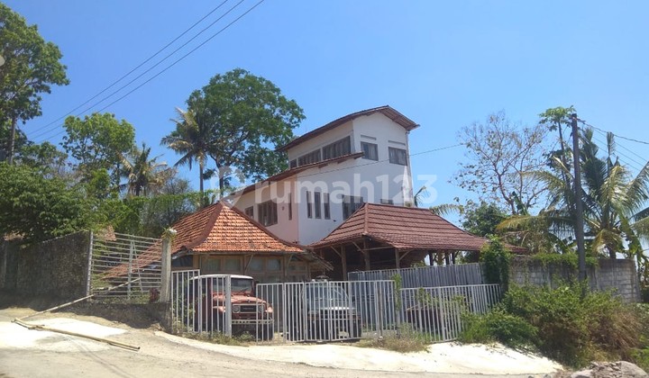 Rumah Villa Semi Furnish Lokasi Dekat Kampus UMY Tamantirto Kasihan Bantul.