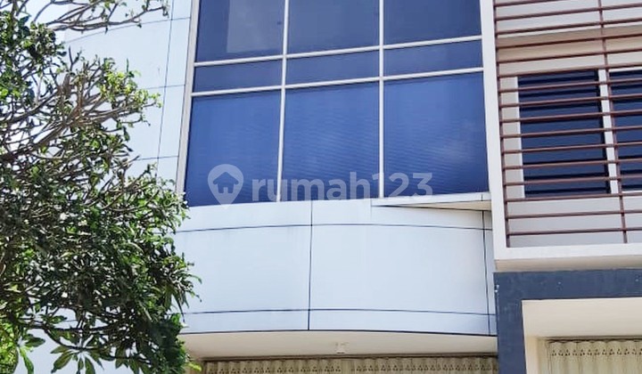 Strategic Commercial House for Rent in Citra Sun Garden Sleman Strategic Commercial House for Rent in Citra Sun Garden Sleman