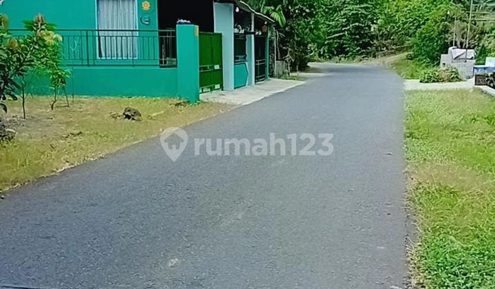 RUMAH TINGGAL DI SINGOSAREN, WONOSARI, IMOGIRI, BANTUL 2