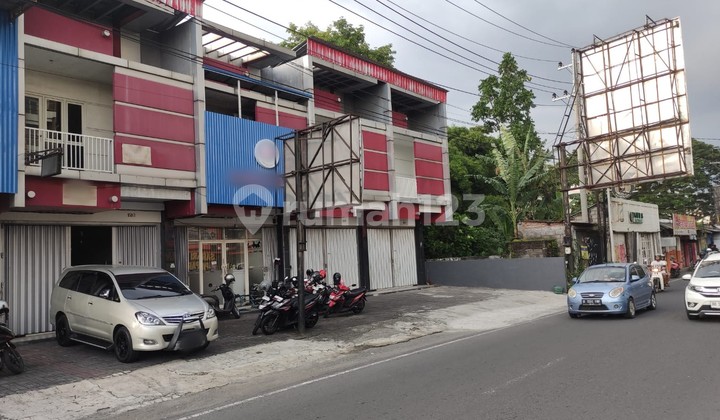 Strategic Shop House Near Merapi Merbabu Hotel Seturan 2