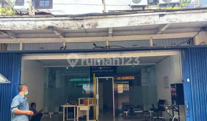 Ruang Usaha di Ketandan Dekat Malioboro, Yogyakarta Ruang Usaha di Ketandan Dekat Malioboro, Yogyakarta