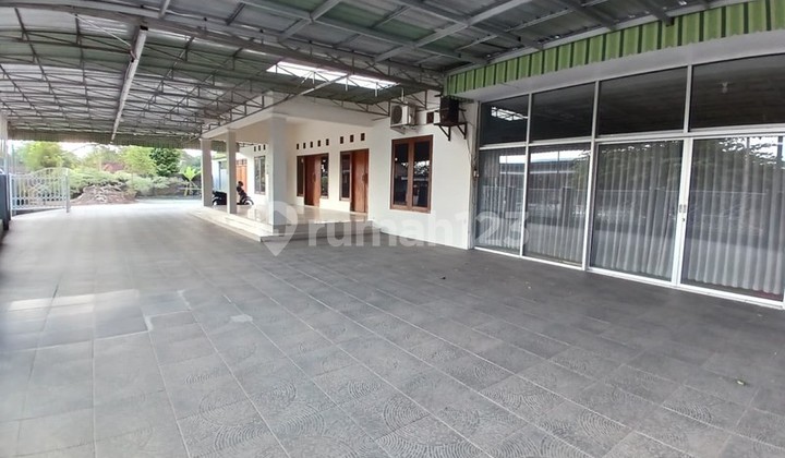 Furnished House can be used for Office on Jl. Godean Near Ringroad Furnished House can be used for Office on Jl. Godean Near Ringroad