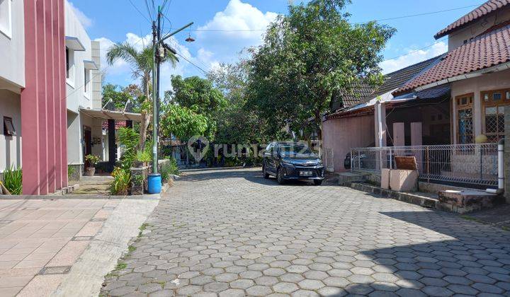 Rumah 2 lantai di Griya Perwita Wisata, Jl. Kaliurang Dekat UII 1