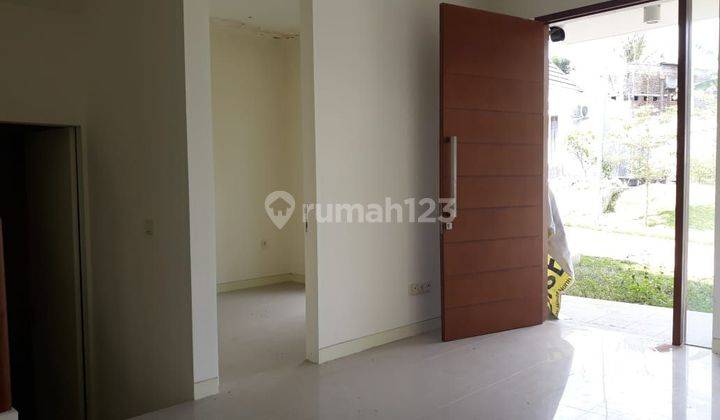 Rumah 2 Lantai Hadap Ke Taman Di Citra Grand Mutiara Dekat UMY 2