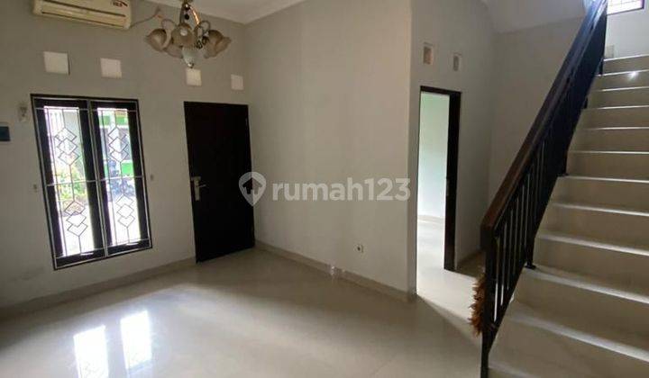 Rumah Mewah  Dijual Murah Jl. Parangtritis KM 7  Dekat ISI 2