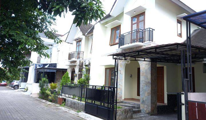 Disewakan Murah Rumah 4 Kamar Di The Residence, Gamping Dekat Umy 1