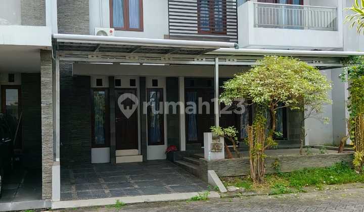 Modern Minimalist House in Pondok Permai Babarsari, Seturan 2