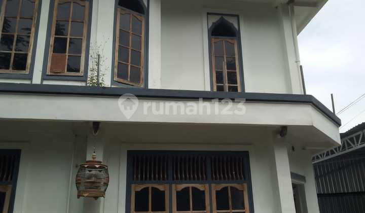 Own an 11-Room Boarding House Near UII Campus in Ngaglik, Sleman. Own an 11-Room Boarding House Near UII Campus in Ngaglik, Sleman.