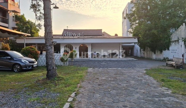 Ruang Usaha Luas Ex Resto di Pandega Jl. Kaliurang KM 5 Dekat Ugm Ruang Usaha Luas Ex Resto di Pandega Jl. Kaliurang KM 5 Dekat Ugm