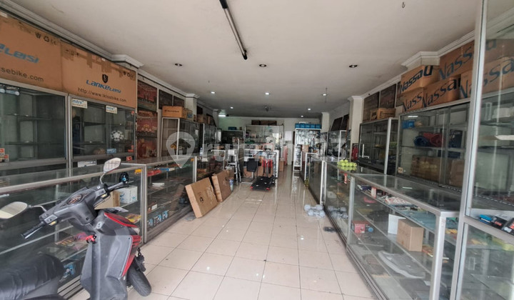 Strategic Shop House Near UGM Campus, Simanjuntak Street, Yogyakarta