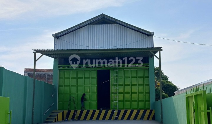 Warehouse in the Warehousing Area of Jl. Imogiri Barat Near Ringroad
