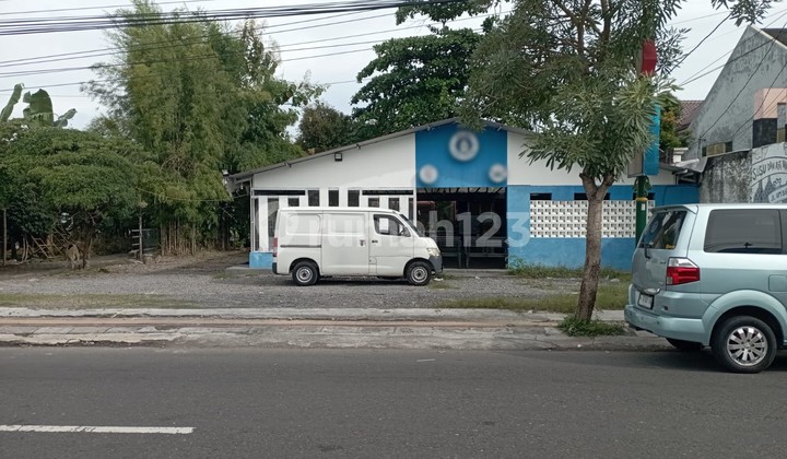 Ruang Usaha Strategis Di Giwangan Dekat Kampus Uad 2, Ring Road