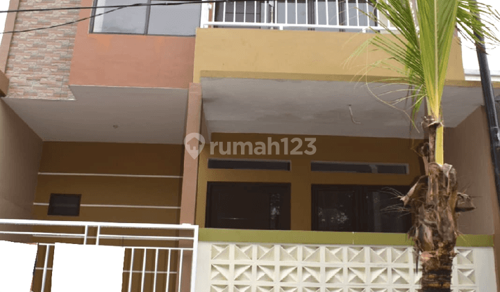 Jual Rumah Baru 2 Lantai Cantik Minimalis Modern di Bekasi 1