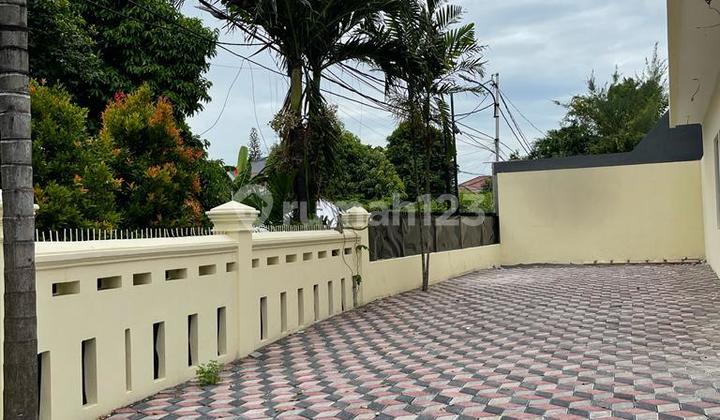 For Rent 2-Story Shop House in Cipinang Area 2