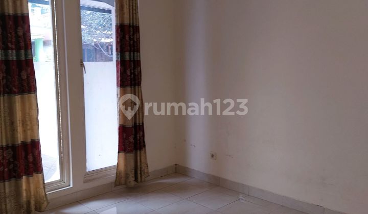 Jual Rumah Dua Lantai Dalam Cluster Jakarta Timurr 2
