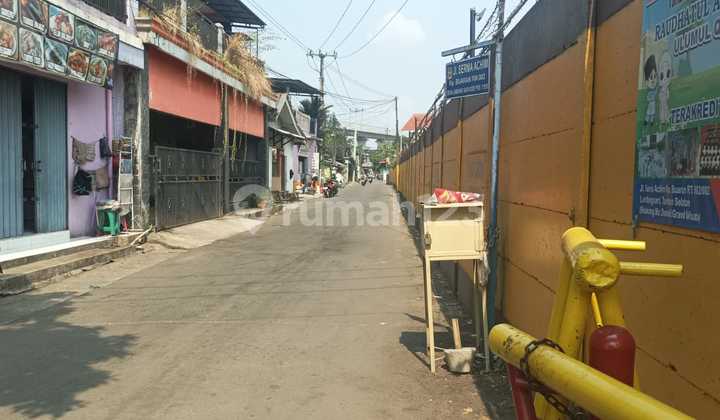 Quick Sale: Former Cracker Factory in South Tambun. Quick Sale: Former Cracker Factory in South Tambun.