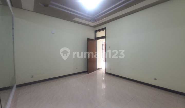 rumah minimalis nyaman di sayap leuwi panjang