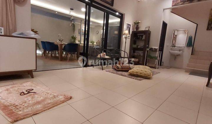 Rumah Nyaman Minimalis di kota Baru Parahyangan 1