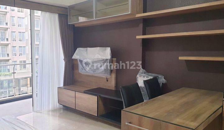 Disewakan Apartemen di Landmark Residence  6