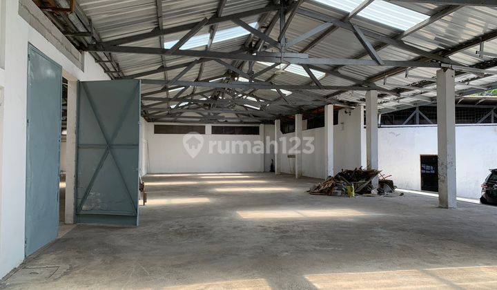 Disewakan Gudang di Sudirman  7