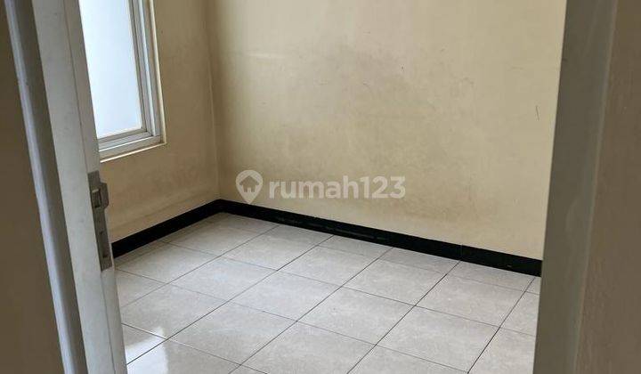 Disewakan ruko di Taman Kopo Indah 5 4