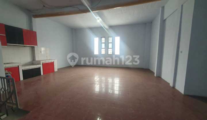 Disewakan ruko di Holis Mainroad 1