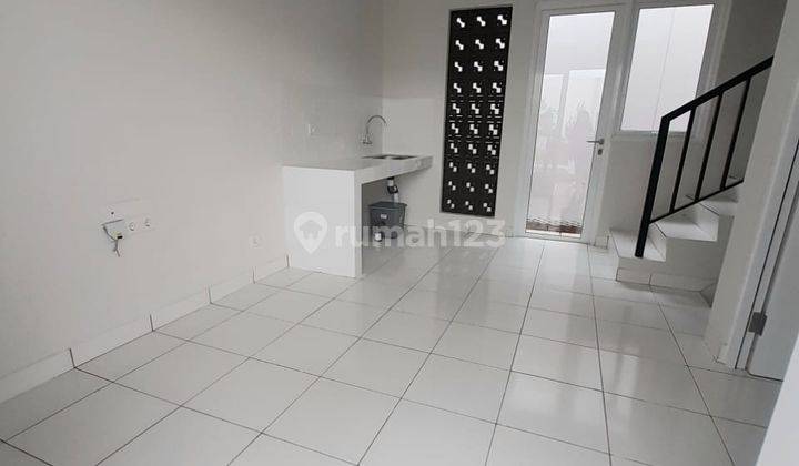 Disewakan rumah baru di Summarecon Bandung 1