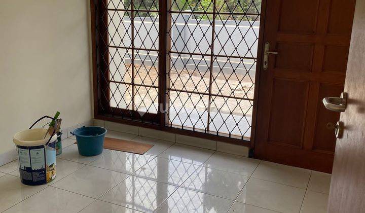 Disewakan rumah di Singgasana Mekar Wangi  1