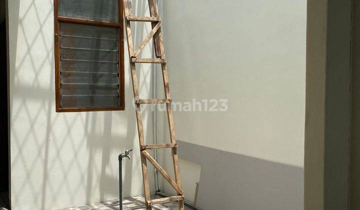 Disewakan rumah di Singgasana Mekar Wangi  2