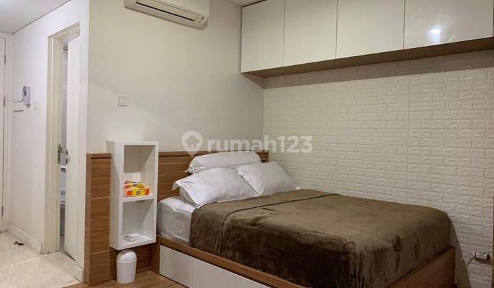 Disewakan apartemen di Landmark Residence 2