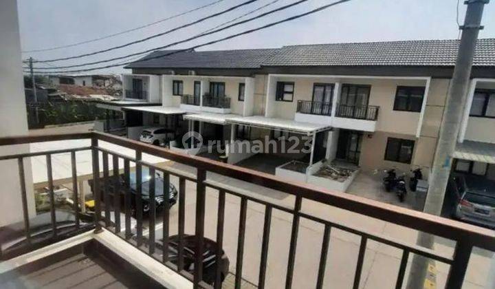 Rumah minimalis di Gateway Pasteur Bandung  2