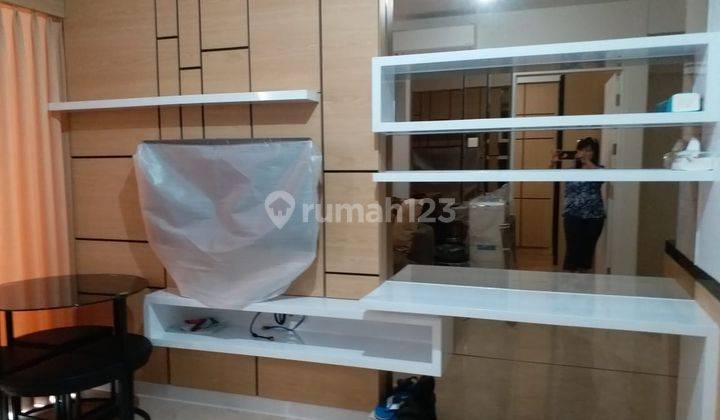 Disewakan Apartemen Landmark 1 Bedroom Semi Furnished 1