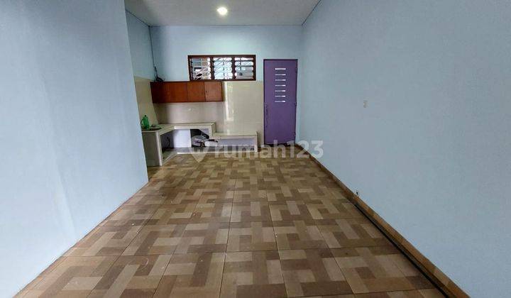 Disewakan Rumah Sangat Strategis di Mainroad Riau 2