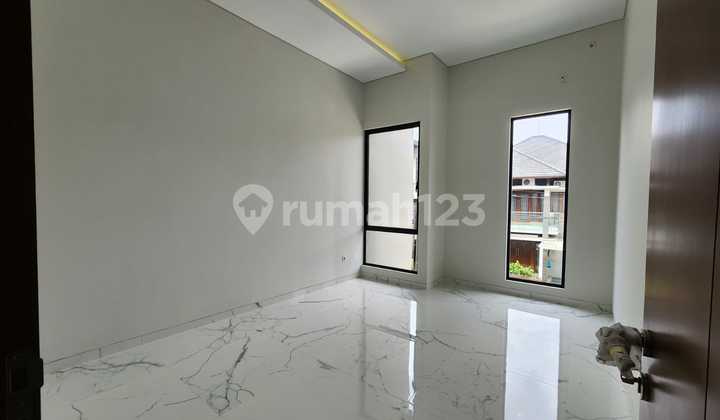 Rumah Baru Minimalis Modern di Cluster Mekar Wangi