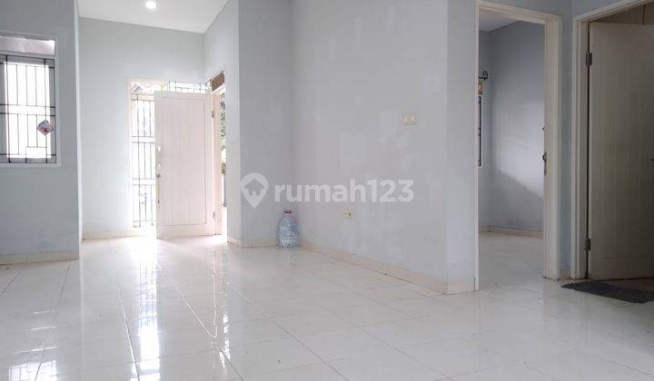 rumah imut di dalam komplek pondok hijau 1