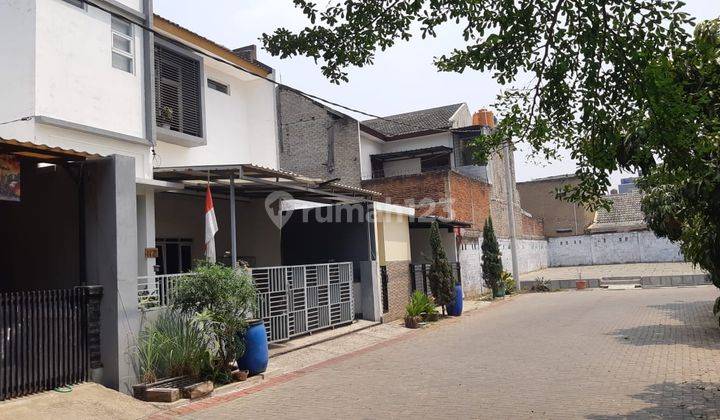 Rumah 2 Lantai Di Komplek Perumaha Topin Di Kopo Regency 2