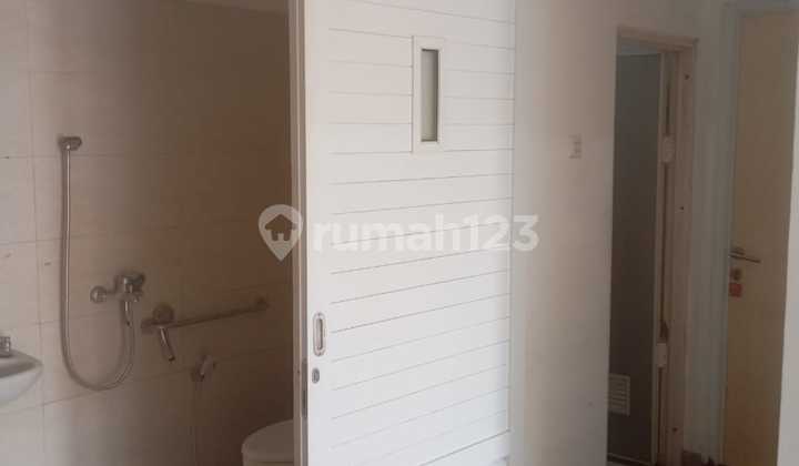 Rumah 2 Lantai Siap Huni Nyaman di Mekar Wangi 2