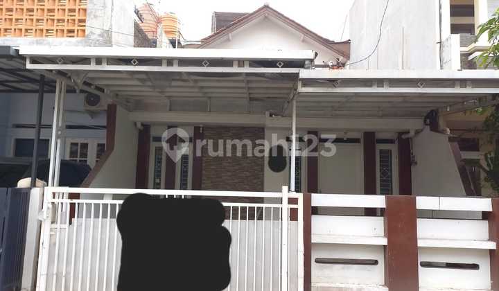 Rumah Nyaman Minimalis 2 Lantai di Antapani 2