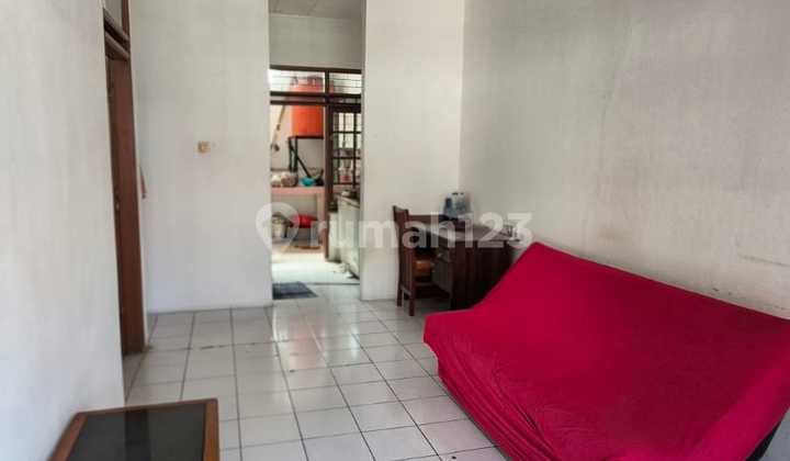 Rumah Nyaman Minimalis di Taman Kopo Indah 2