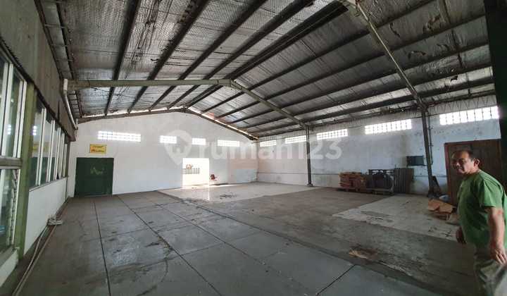 strategic location warehouse in Padalarang area