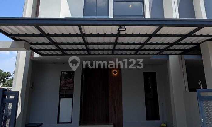 Rumah Minimalis di Kembar Baru Sayap Bkr