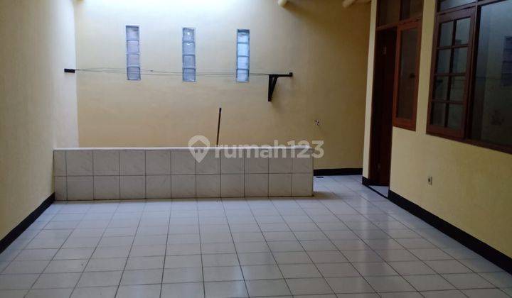 Rumah Minimalis Cantik Lokasi di Kembar Mas 2