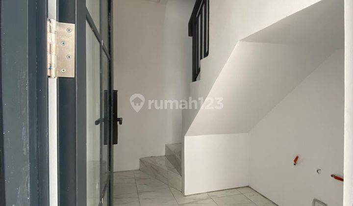 Rumah Kost 3 Lantai Full Furnished di New Alesha House BSD City 2