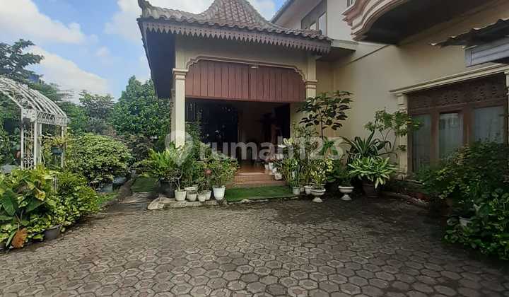 Dijual Rumah Luas Dan Nyaman Di Karang Tengah Tangerang 1