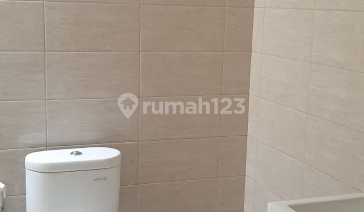 For Sale BU Price House in Alam Sutera Sitara - LEORA 2