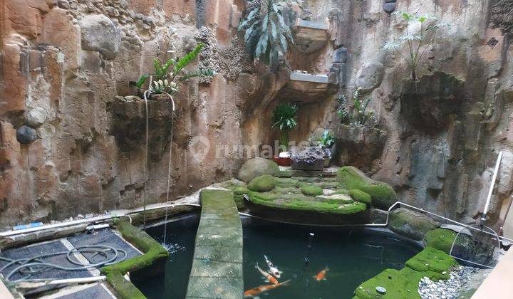 Rumah Klasik Mediterania, Pantai Indah Kapuk 9